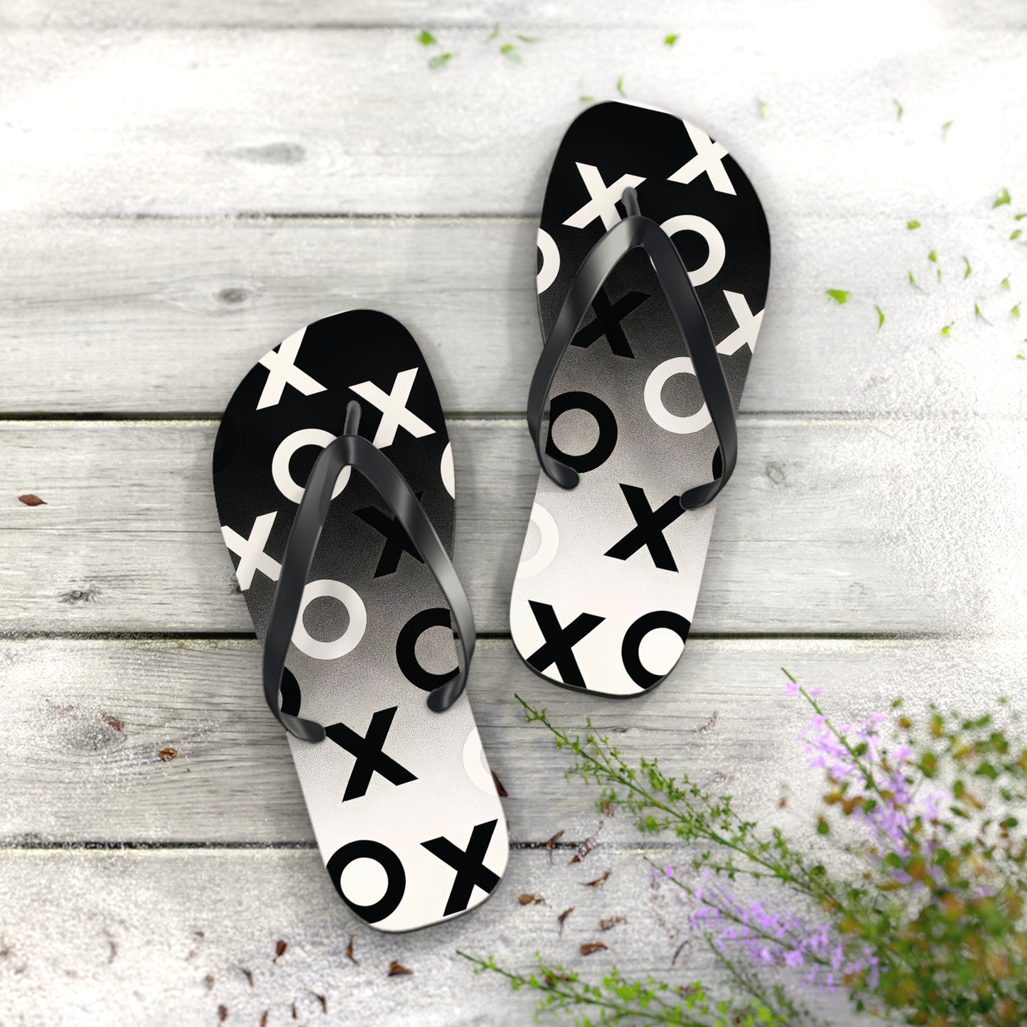Stylish Flip Flops with Minimalist OX Design, Beach Footwear, Summer Sandals, Casual Summer Vibes, Vacation Essentials