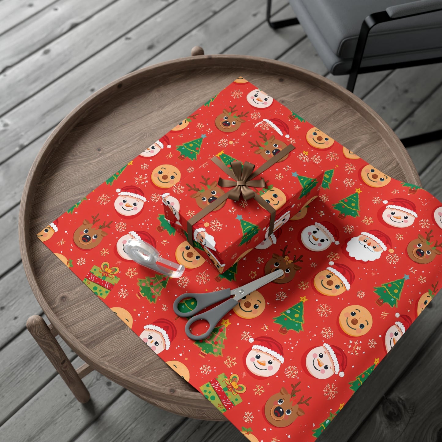 Emoji Christmas Wrapping Paper – Fun Holiday Gift Wrap for Kids with Santa, Snowman & Reindeer Faces