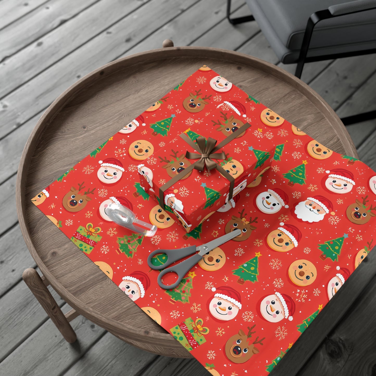 Emoji Christmas Wrapping Paper – Fun Holiday Gift Wrap for Kids with Santa, Snowman & Reindeer Faces
