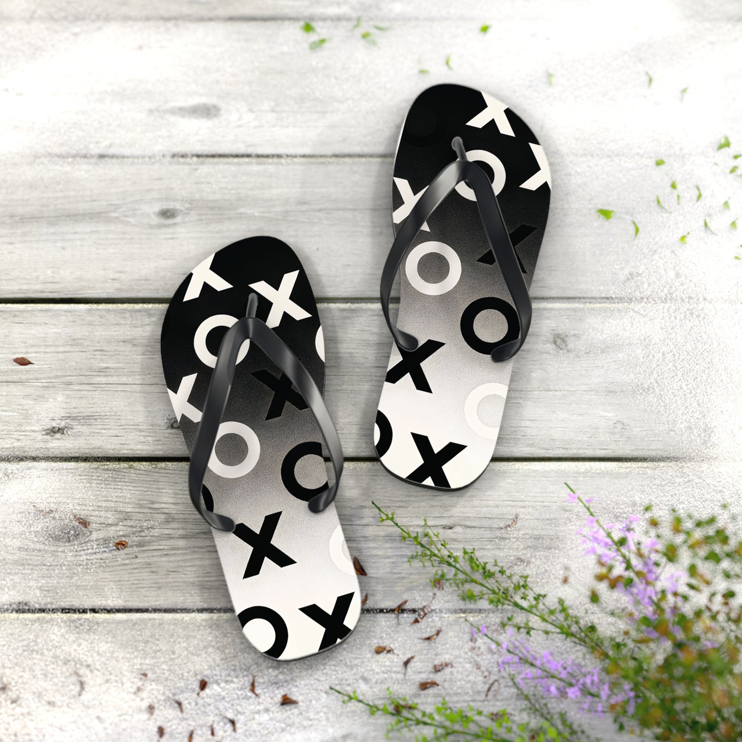 Stylish Flip Flops with Minimalist OX Design, Beach Footwear, Summer Sandals, Casual Summer Vibes, Vacation Essentials